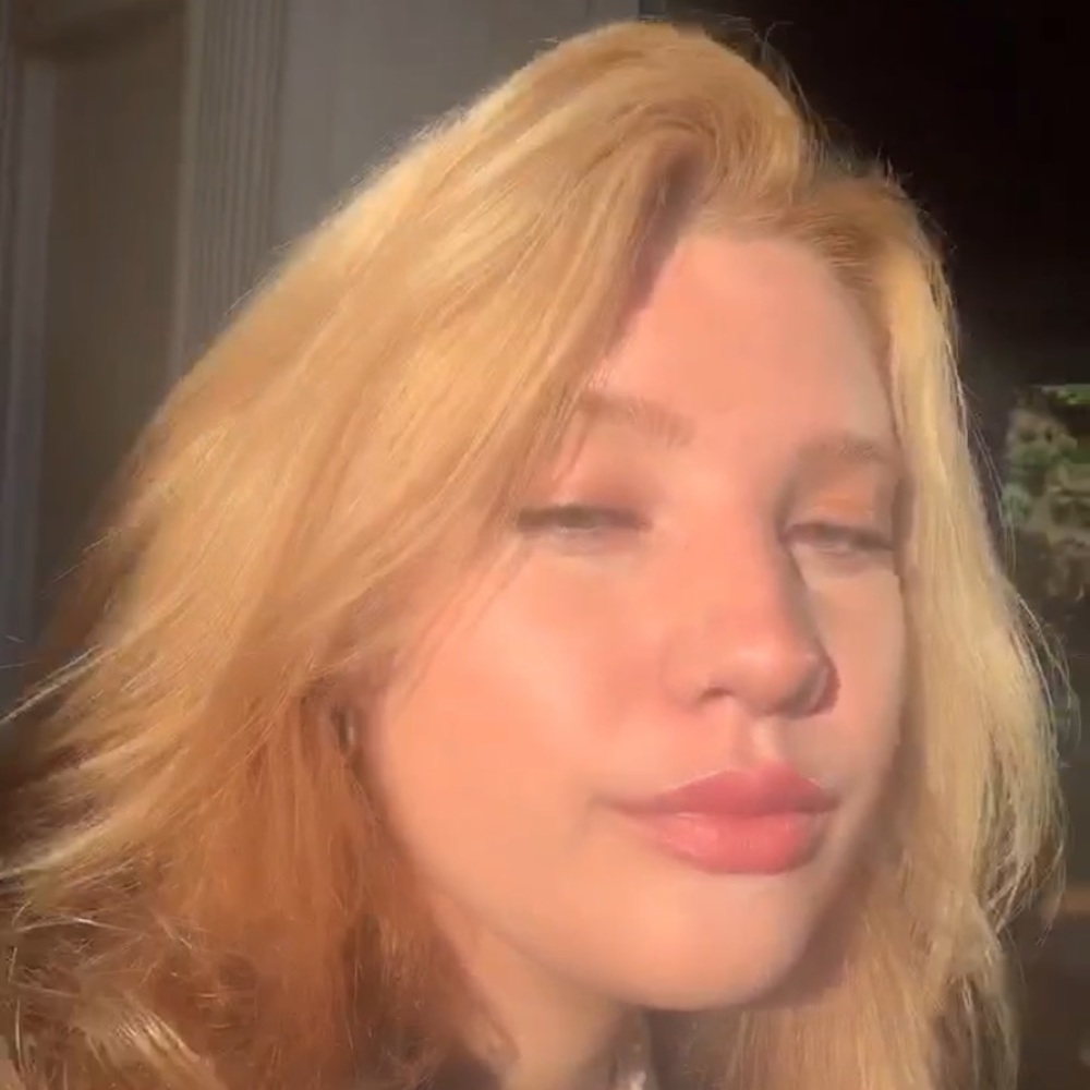 Meet your Posher, Marycharles